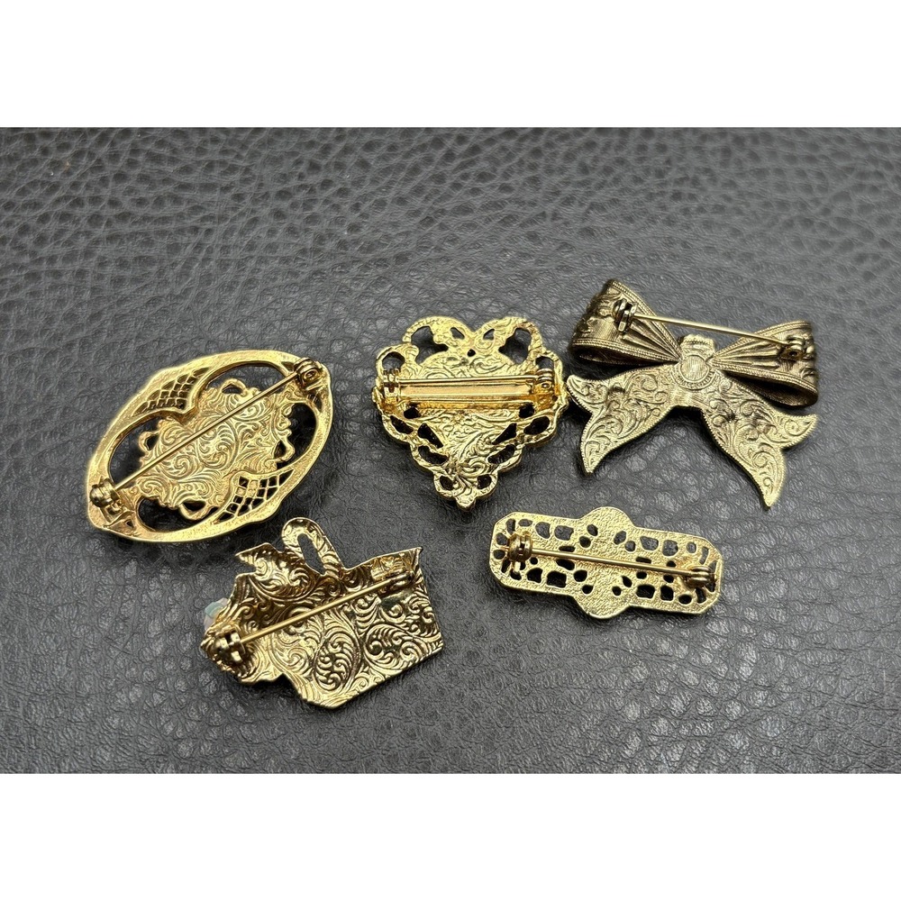 VTG Lot Of 5 Brooch Pin 3 1928 Brand Floral Heart Bow Basket Victorian Style - Picture 8 of 10
